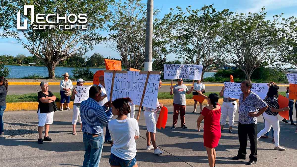 Manifestantes exigen justicia para José Alberto Lima en la Fiscalía de Tuxpan
