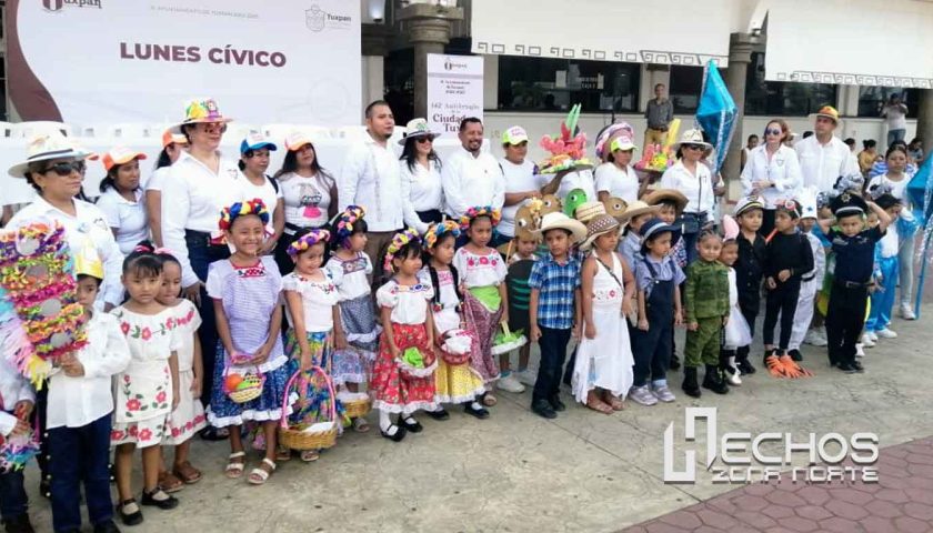 Tuxpan celebra su 142° aniversario y reconoce logros educativos